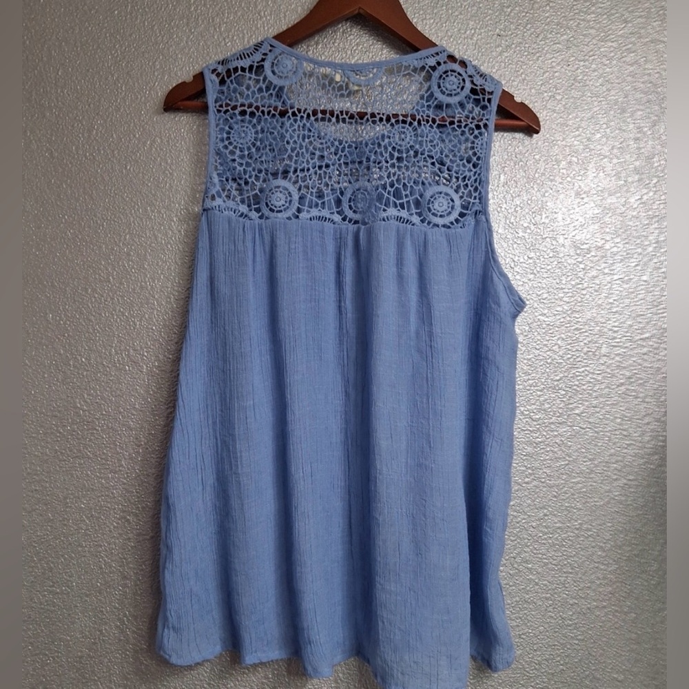 Indigo Rose Light Blue Sleeveless top (Size 2X) - Picture 4 of 6